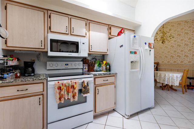 2772 AUBURN BOULEVARD, Port Charlotte, FL 33948