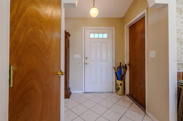 2772 AUBURN BOULEVARD, Port Charlotte, FL 33948