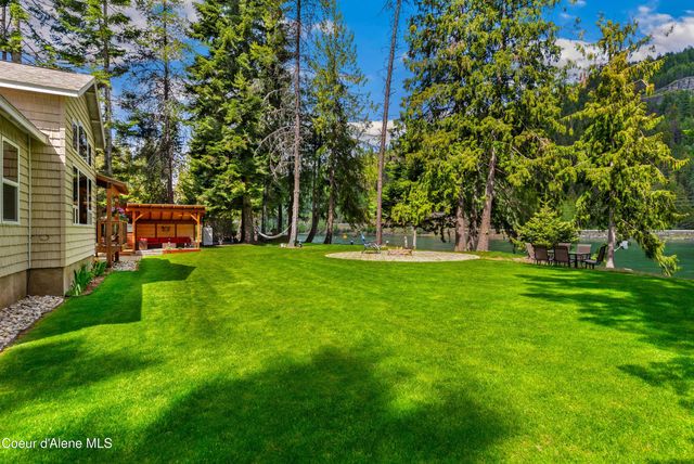 241 N. River Lake Dr., Clark Fork, ID 83811