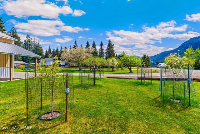 241 N. River Lake Dr., Clark Fork, ID 83811