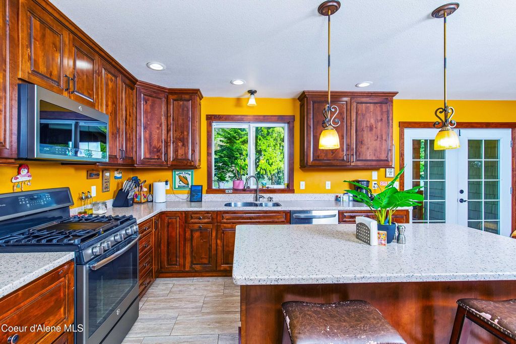 241 N. River Lake Dr., Clark Fork, ID 83811 photo 10