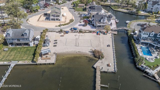 497 Pinecroft Drive, Brick, NJ 08723