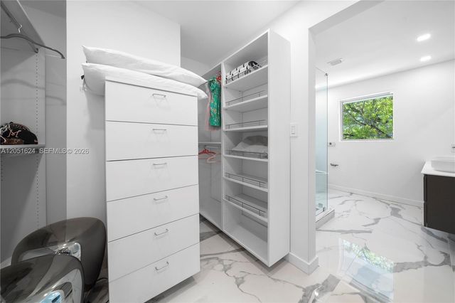 5824 Alton Road, Miami Beach, FL 33140