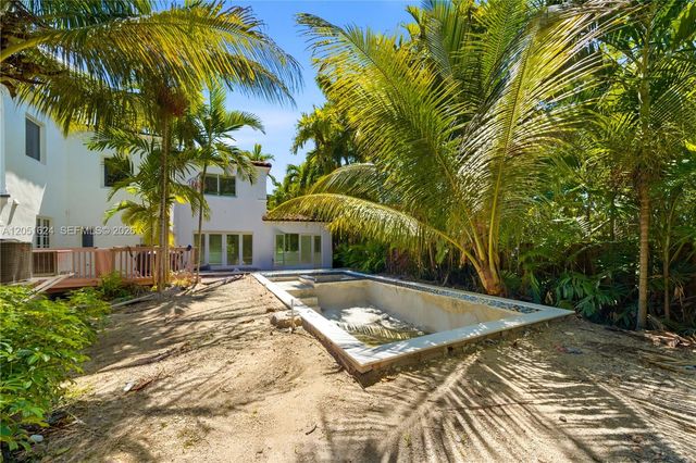 5824 Alton Road, Miami Beach, FL 33140