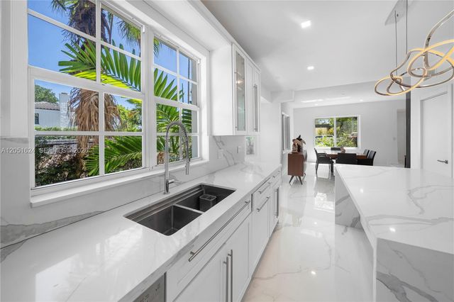 5824 Alton Road, Miami Beach, FL 33140