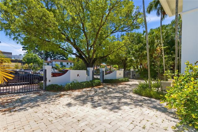5824 Alton Road, Miami Beach, FL 33140