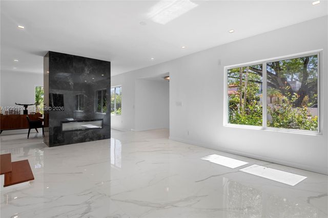 5824 Alton Road, Miami Beach, FL 33140