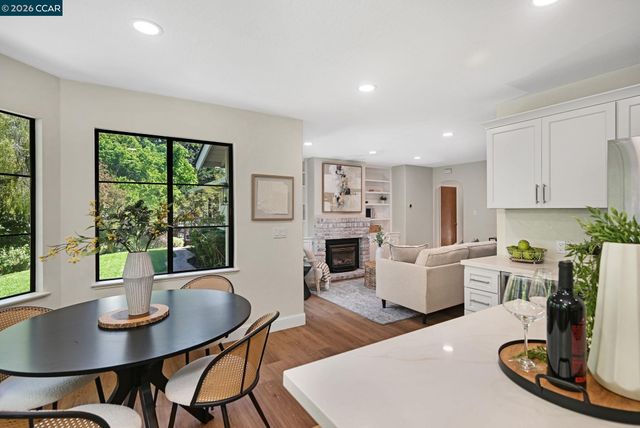 125 Baja Ln, Walnut Creek, CA 94595