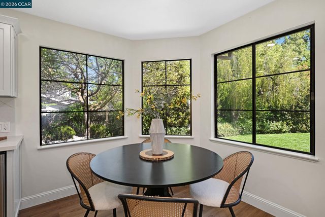 125 Baja Ln, Walnut Creek, CA 94595