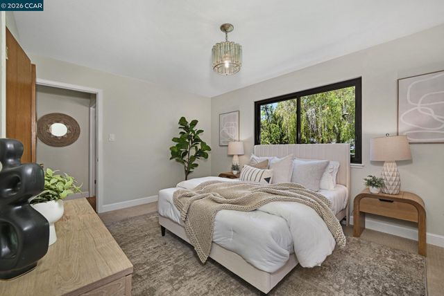 125 Baja Ln, Walnut Creek, CA 94595