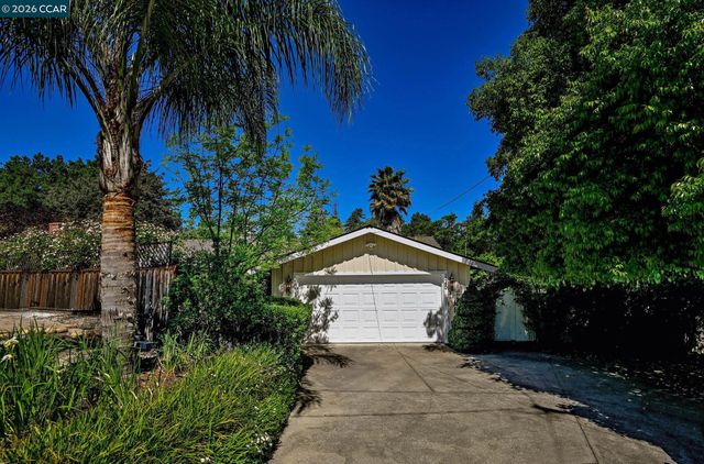 125 Baja Ln, Walnut Creek, CA 94595