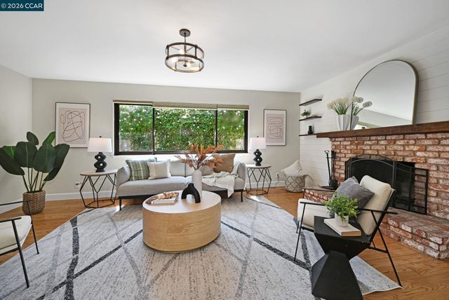 125 Baja Ln, Walnut Creek, CA 94595