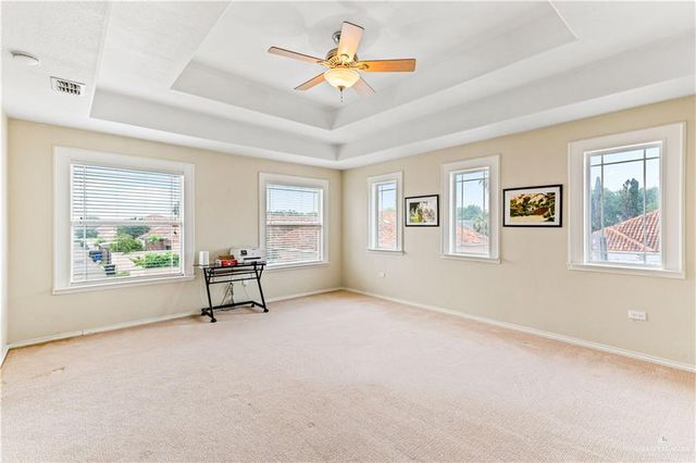 100 Xanthisma Avenue 125, Mcallen, TX 78504