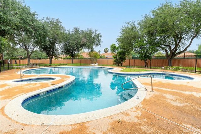 100 Xanthisma Avenue 125, Mcallen, TX 78504