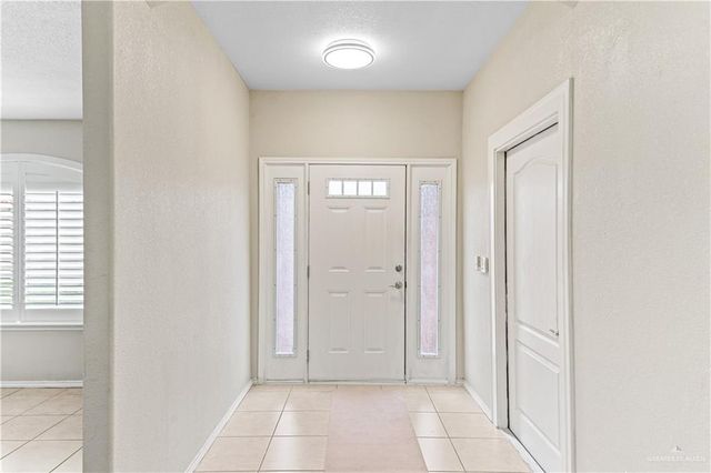 100 Xanthisma Avenue 125, Mcallen, TX 78504