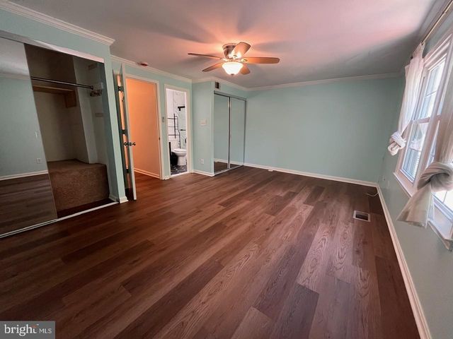 5633 INDEPENDENCE CIR, Alexandria, VA 22312