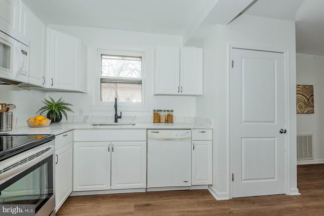 108 NEW JERSEY AVE NW, Glen Burnie, MD 21061