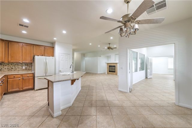 7858 Dancing Leaf Street, Las Vegas, NV 89131