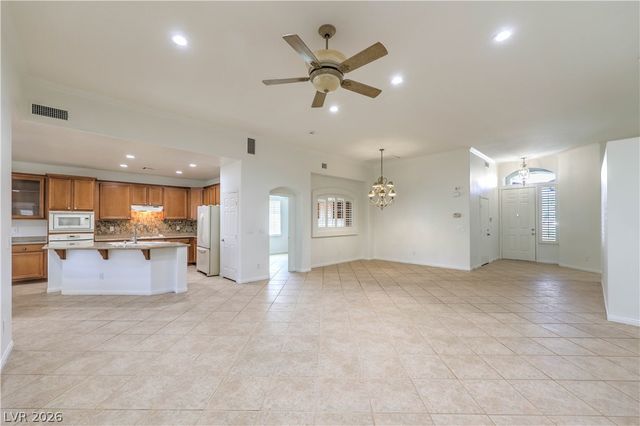 7858 Dancing Leaf Street, Las Vegas, NV 89131