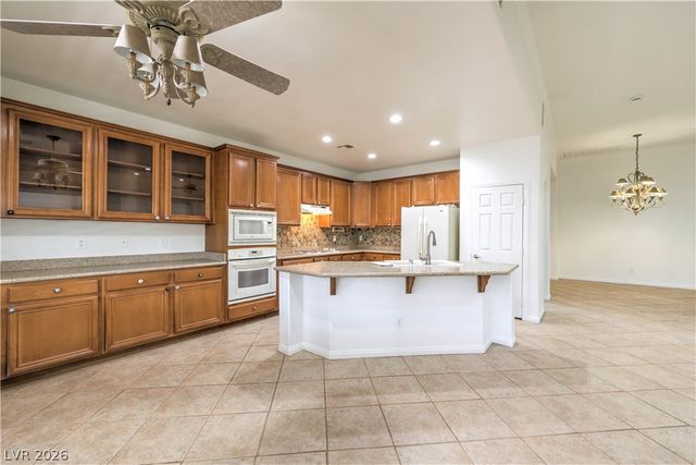 7858 Dancing Leaf Street, Las Vegas, NV 89131