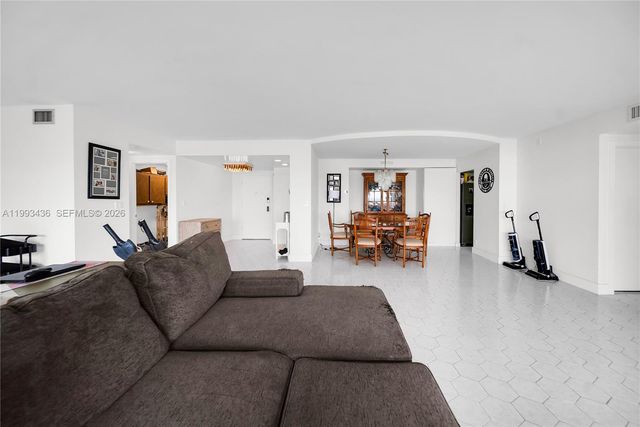 3800 Hillcrest Dr 1007, Hollywood, FL 33021