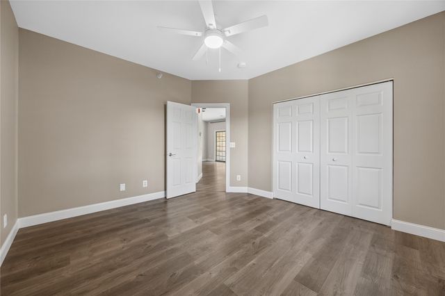 471 N 1st Avenue, Iowa City, IA 52245