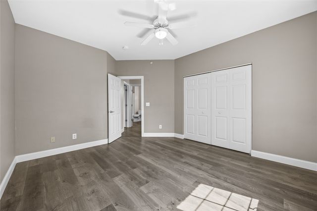 471 N 1st Avenue, Iowa City, IA 52245