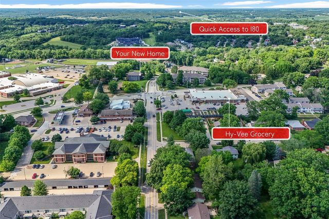 471 N 1st Avenue, Iowa City, IA 52245