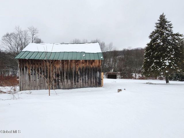 5545 County Route 30, Hartford, NY 12832