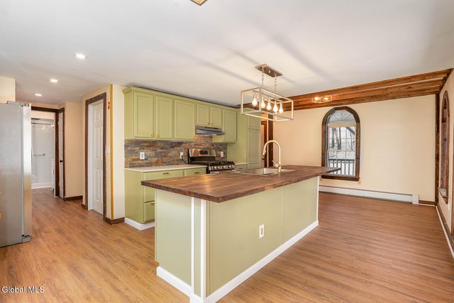 5545 County Route 30, Hartford, NY 12832