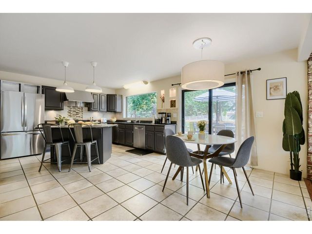 7962 Anchor Dr, Longmont, CO 80504