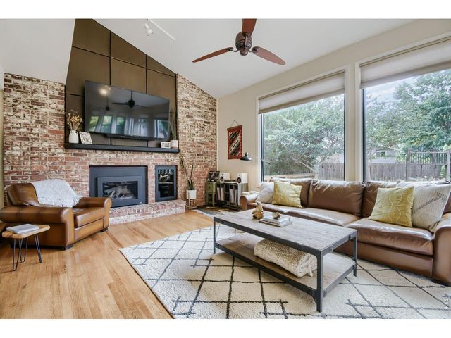 7962 Anchor Dr, Longmont, CO 80504