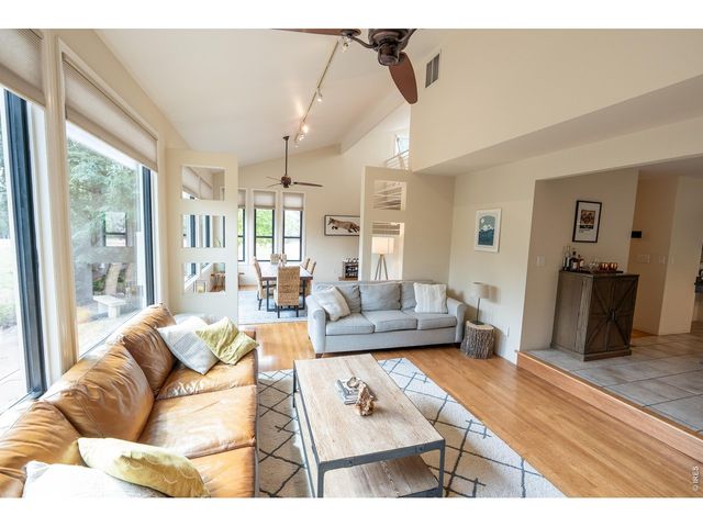 7962 Anchor Dr, Longmont, CO 80504