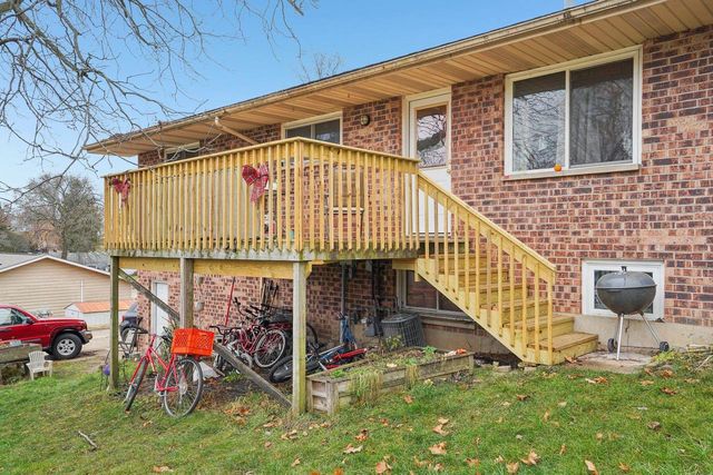 101-103 W Garfield Street, Mount Horeb, WI 53572