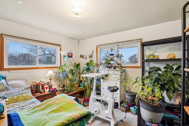 101-103 W Garfield Street, Mount Horeb, WI 53572