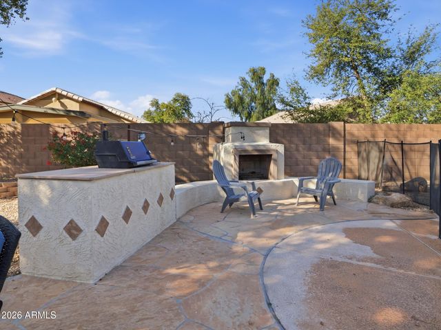 3206 S 81st Avenue, Phoenix, AZ 85043