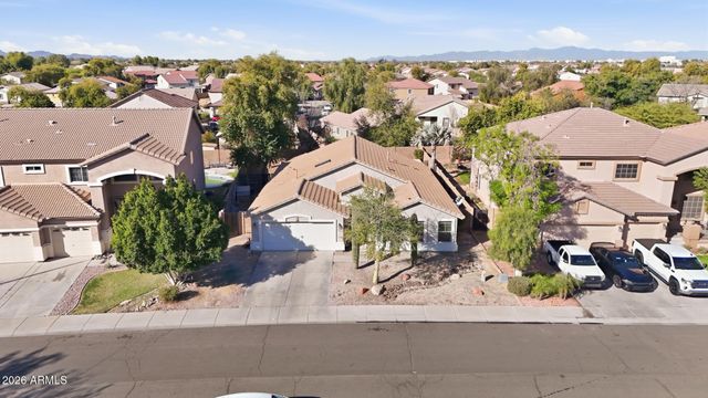 3206 S 81st Avenue, Phoenix, AZ 85043