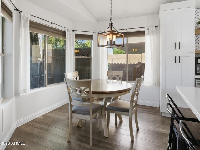 3206 S 81st Avenue, Phoenix, AZ 85043