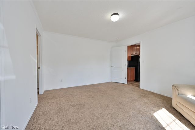 29 Carl Lane, Olmsted Twp, OH 44138