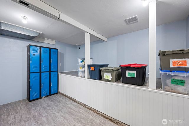 1047 NE 98th Street, Seattle, WA 98115