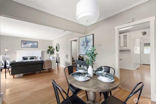 1047 NE 98th Street, Seattle, WA 98115