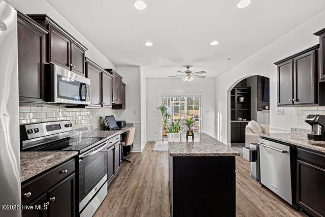 616 High Tide Drive, Sneads Ferry, NC 28460