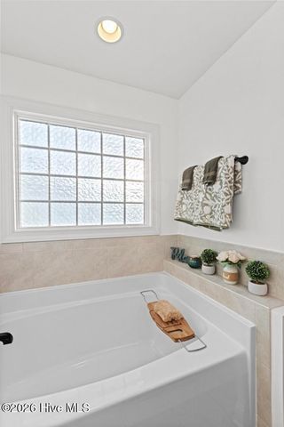 616 High Tide Drive, Sneads Ferry, NC 28460
