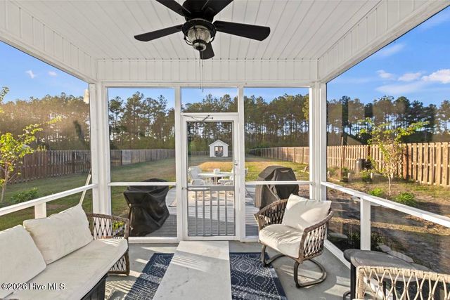 616 High Tide Drive, Sneads Ferry, NC 28460