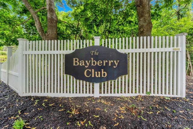 22 Kettle Hole Road, Manorville, NY 11949
