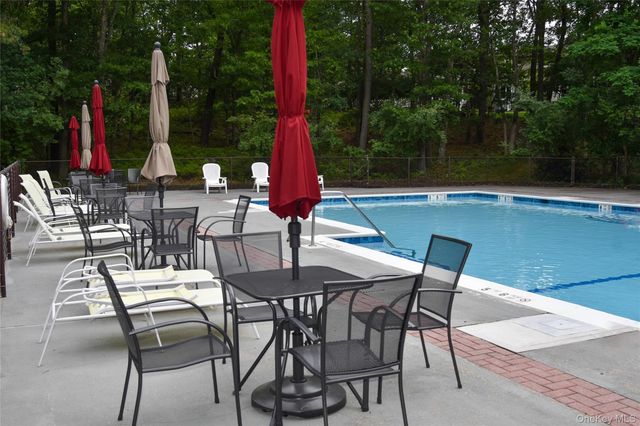22 Kettle Hole Road, Manorville, NY 11949