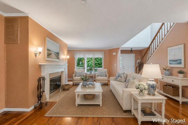 22 Kettle Hole Road, Manorville, NY 11949