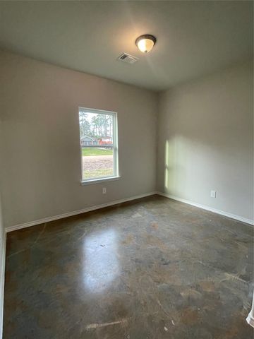 15506 Arrowhead Loop W, Willis, TX 77378