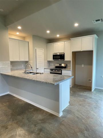 15506 Arrowhead Loop W, Willis, TX 77378