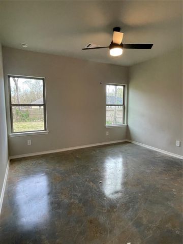 15506 Arrowhead Loop W, Willis, TX 77378